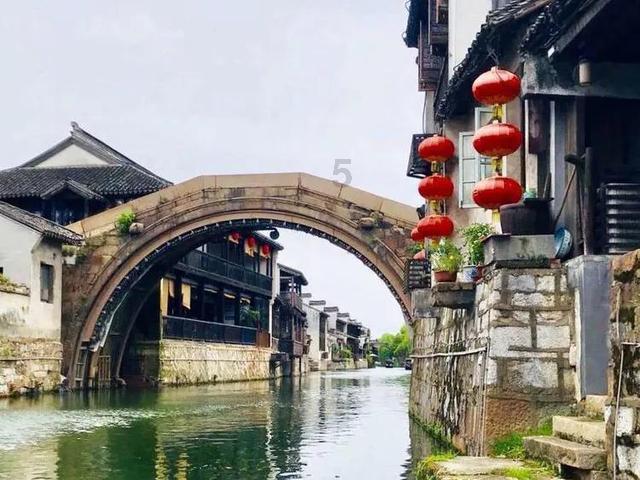 探索世界的奥秘,尽在《喜欢你我也是》第三季甜蜜回归,恋综为何成了观众的“下饭”剧?问答平台!